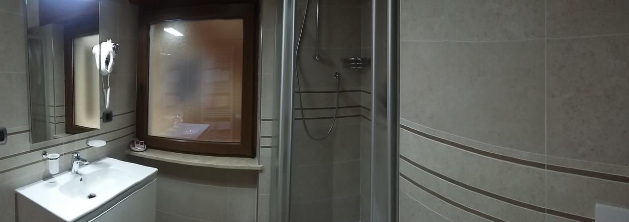 רוקה פייטורה Hotel Garni Ai Serrai מראה חיצוני תמונה